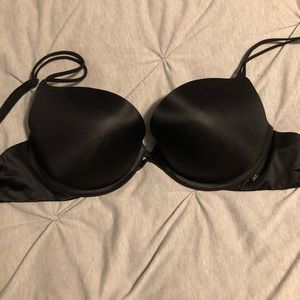 Victoria’s Secret very sexy padded Demi bra